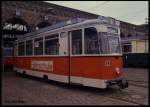 Tram 724004-5 als Fahrschulwagen im Straßenbahndepot Niederschönhausen am 8.5.1989 in Ostberlin.