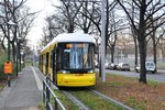 BERLIN, 27.11.2015, MetroTram-10 an der Endhaltestelle Lüneburger Straße