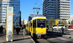 Berlin BVG SL M4 (KT4D 6148 + KT4D) Mitte, Alexanderplatz am 21. April 2016.