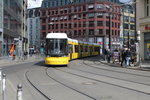 Berlin BVG SL M4 (GT8-11ZRL 9022) Mitte, Hackescher Markt / Oranienburger Straße / Große Präsidentenstraße am 24. April 2016.