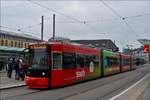 . Am Hauptbahnhof in Bremen habe ich diesen GT8N Straßenbahnwagen im Bild festgehalten.  11.04.2018  (Hans)