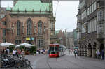 Durch die Altstadt von Bremen -

Unser Lieben Frauen Kirchhof nahe der Haltestelle Obernstraße. Links das Rathaus.

22.08.2012 (M)