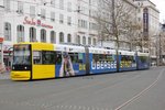 Bremer Straßenbahn 3022 vom Typ GT8N am Bremer Hauptbahnhof, am 26.04.2016.