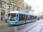 TW 604 der Linie 3 bei der Fahrt vom Roten Turm in Richtung Technopark in Chemnitz am 01.