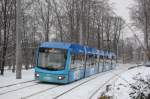 Ein Zug der Linie 4 von Chemnitz HBF nach Hutholz  am Goetheplatz - 19.12.2009