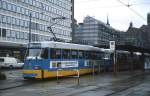 Tw 519 der Straßenbahn Chemnitz im April 1997 an der Zentralhaltestelle.