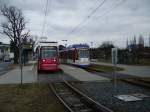 Zwei Straenbahnwagen der Darmstdter Straenbahn in Kranichstein. 