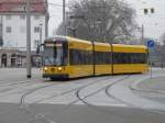 Dresden - Strassenbahn Nr.2614 unterwegs auf der Linie 8 am 10.12.2008