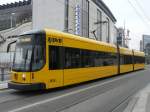 Dresden - Strassenbahn Nr.2615 unterwegs auf der Linie 9 am 10.12.2008