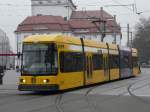 Dresden - Strassenbahn Nr.2586 unterwegs auf der Linie 11 am 08.12.2008