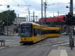 Dresden: Straenbahnlinie 3 nach Coschtz am S-Bahnhof Neustadt.(18.8.2010)