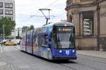 DRESDEN, 08.09.2010, Straßenbahnlinie 9 nach Kaditz beim Zwinger