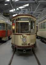 Ein  Hechttriebwagen im Straßenbahnmuseum Dresden.