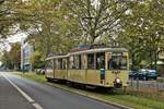 Zum  Tag des offenen Denkmals  im früheren Rheinbahn-Betriebshof  Am Steinberg  wurden auch fünf historische Bahnen als Zubringer zwischen dem Depot und dem Düsseldorfer Hauptbahnhof eingesetzt. Hier ist der KSW-Triebwagen 14 mit dem baugleichen Beiwagen 332 auf der Ulenbergstraße unterwegs.