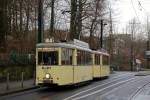 Oldtimereinsatz anläßlich der Eröffnung der Wehrhahnlinie in Düsseldorf am 20.02.2016: Der Aufbauwagen 379 mit Beiwagen 643 biegt aus der Ludenberger Straße in die