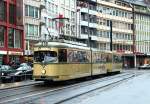 Oldtimereinsatz anläßlich der Eröffnung der Wehrhahnlinie in Düsseldorf am 20.02.2016: Auch der weltweit erste DÜWAG-Sechsachser 2501 mit dem Beiwagen 1689 wurde eingesetzt, hier auf dem Wehrhahn kurz vor der Haltestelle Jacobistraße