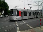 Die U71 nach Düsseldorf-Mörsenbroich Heinrichstraße an der Haltestelle Düsseldorf Betriebshof Bennrath.(16.7.2016)  