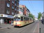 Die alte GT8-Tram 2663 ist am 28.04.2007 zusammen mit dem Beiwagen 1651 auf der Linie 701 eingesetzt und ist gerade in der Nordstrae unterwegs.