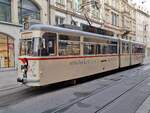 Der  Katerexpress  EVAG 190 war am 08.10.2026 in der Bahnhofsstra�e in Erfurt unterwegs.