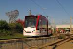 EVAG 622, ein Combino Basic, beim Tag der offenen Tr am 28.09.2013 im Betriebshof am Urbicher Kreuz.