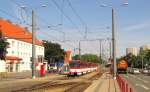 Am 03.07.2014 verkehrte dieser wunderschöne Tatra-Großzug mit EVAG 495 + 519 + 405 auf der Linie 3 zwischen Europaplatz und dem Urbicher Kreuz. Hier zu sehen an der Haltestelle Klinikum.