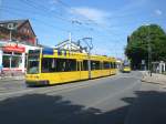 Essen: Straenbahnlinie 105 nach Rellinghausen Finefraustrae an der Haltestelle Berghausen Zeche Ludwig.(3.7.2012)     