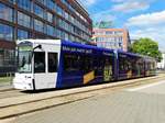 VGF Bombardier S-Wagen 227 mit Vollwerbung die Fraport AG am 29.07.17 in Frankfurt am Main