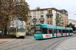 VGF Düwag O-Wagen 111 und Bombardier S-Wagen 202 am 31.10.17 in Frankfurt am Main Zoo