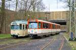 VGF Düwag O Wagen 111 und Düwag Pt Wagen 128 am 16.03.19 bei einer Sonderfahrt in Neu Isenburg vom Bahnsteig aus fotografiert