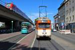 VGF Düwag M-Wagen 102 am 11.08.19 in Frankfurt Westbahnhof als Pendelverkehr zum Sommerfest des Straßenbahn Museums