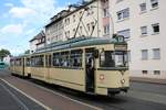 VGF Düwag L-Wagen 124 am 11.08.19 in Frankfurt Westbahnhof als Pendelverkehr zum Sommerfest des Straßenbahn Museums