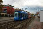 VGF Bombardier Flexity Classic S-Wagen 270 Tabaluga am 05.11.21 in Frankfurt am Main Gallus