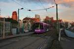 VGF Bombardier Flexity Classic S-Wagen 242 am 27.11.21 in Frankfurt am Main