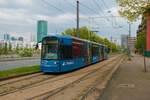 VGF Bombardier Flexity Classic S-Wagen 255 am 23.04.22 in Frankfurt