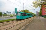 VGF Düwag Pt-Wagen 727+7xx am 23.04.22 in Frankfurt als Linie 20 im Stadtionverkehr