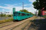 VGF Düwag Pt Wagen 727+747 am 04.06.22 als Linie 20 zum Stadion in Frankfurt am Main