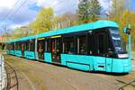 VGF Straßenbahn Frankfurt Alstom Citadis SX05 T-Wagen 307 am 11.04.23 in Frankfurt auf der Linie 17