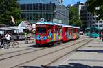 VGF Straßenbahn Frankfurt am Main K-Wagen 107 Ebbelwei Express am 10.05.25 am Willy Brandt Platz