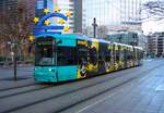 VGF Straßenbahn Frankfurt am Main Bombardier Flexity Classic S-Wagen 243 am 02.01.26 am Willy Brand Platz