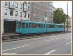 Als Pendelzug zwischen dem Verkehrsmuseum Frankfurt am Main in Schwanheim und der Stadtbahnausstellung anlsslich des 40jhrigen Bestehens der Stadtbahn Frankfurt am Main war der neueste Museumstriebwagen der Frankfurter Straenbahn der Bauart Pt mit der Betriebsnummer 190 (ex 690) am 05.10.2008 in der Dsseldorfer Strae zwischen Hauptbahnhof und Platz der Republik unterwegs. 