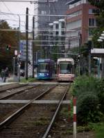 Zwei Bombardier VGF S-Wagen begegnen sich am 08.09.13 in Frankfurt am Main Uni Klinik