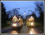 Bei einer kleinen Stadtrundfahrt von Nahverkehrsfreunden am 06.01.2007 mit dem M-Triebwagen 102 (ex 602) 1959 bei DWAG gebaut, begegnete dieser an der ehemaligen Endhaltestelle Louisa zufllig dem