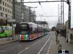 VGF Bombardier S-Wagen 233 + 2xx als Doppeltraktion auf der Linie 20 in Frankfurt am Main am 21.11.15