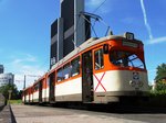 VGF Düwag M-Wagen 102 Downside am 10.07.16 in Frankfurt Messe als Pendelverkehr zum Sommerfest im Verkehrsmuseum