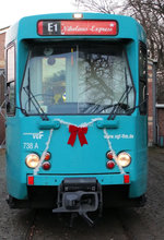 VGF Düwag Pt Wagen 738 als Nikolaus Express Linie E1 beim Ausruhen am 03.12.16 in Frankfurt Schwanheim Verkehrsmuseum man durfte die Bahnanlagen betreten
