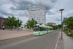 Die Linien 2 und 3 der Frankfurter Stra�enbahn enden direkt an der Viadrina.