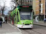 Freiburger VAG Siemens Combino Basic 274 (Schwarzwaldmilch Vollwerbung) am 21.03.17 in der Innenstadt