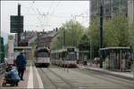 Durch Freiburg-Wiehre ins Rieselfeld -    Westlich der Haltestelle 'Heinrich-von-Stephan-Straße' zweigt seit 2006 die Strecke nach Vauban ab.