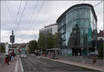 Durch Freiburg-Wiehre ins Rieselfeld -    Eine aktuelles Bild der Haltestelle 'Heinrich-von-Stephan-Straße', die in dem kurzen Abschnitt liegt, wo die Linien 3 und 5 gemeinsam verkehren.