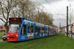 TW 275 bei der Haltestelle Freiburg-Musikhochschule. Aufgenommen am 04.05.2013.